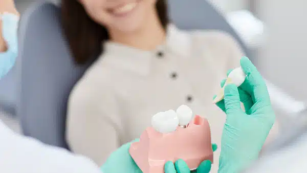 Implantología, dentista en Barcelona